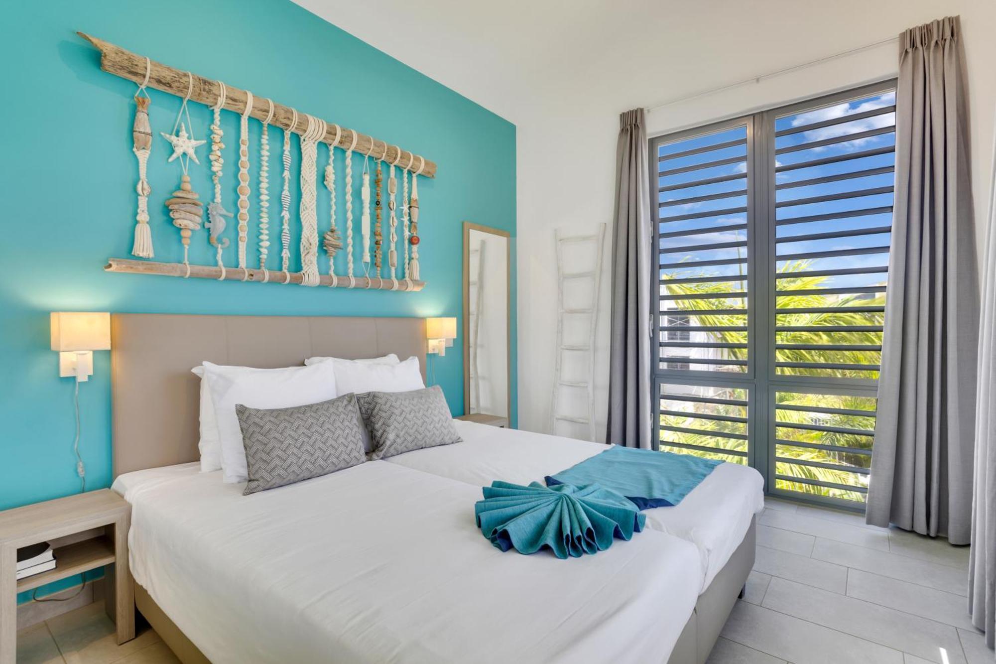 Delfins Beach Resort Bonaire, Tapestry Collection By Hilton Кралендейк Экстерьер фото